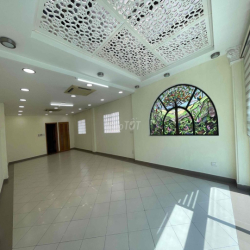 Cho Thuê Toà Nhà 40/1 CaLmette Phường Nguyễn Thái Bình Quận 1