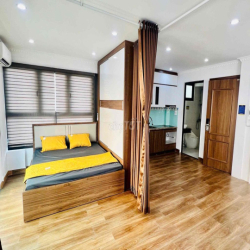 Ảnh thật giá thật - Căn hộ penhouse tầng cao khu vực Lạc Long Quân ở