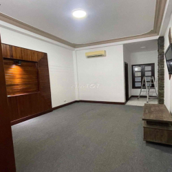 🎉 cho thuê nhà Hẻm xe hơi Hoàng Hoa Thám, Tân Bình - gần Ga T3