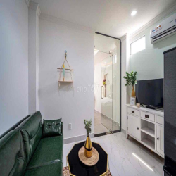 CHO THUÊ CĂN HỘ CAO CẤP 1PN NHÀ MỚI BAN CÔNG 40-55m2 NGAY BẾN THÀNH Q1