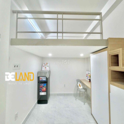 Phòng Có Gác Rộng Thoáng Ban Công Cửa Sổ Ngay Tân Quy Trung Tâm Quận 7