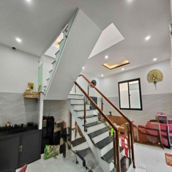 Nhà 2 Tầng Kiệt Trần Nhật Duật Gần Biển  Công Năng : 3p ngủ 2wc Diện T