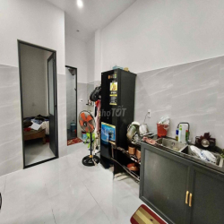 Nhà 2 Tầng Kiệt Trần Nhật Duật Gần Biển  Công Năng : 3p ngủ 2wc Diện T