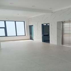 Tòa nhà mới xây 💯. 1 trệt 4 lầu. Q12