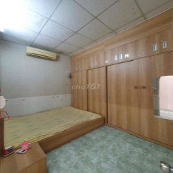 Nhà mặt tiền 4*25 full nội thất tiện kinh doanh