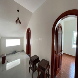 CHO THUÊ VILLA NGUYÊN VĂN PHÙ HỢP LÀM CHDV AIRBNB