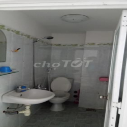 NHÀ CHO THUÊ NGUYÊN CĂN duong Quang Trung P10 Q GV ( Kèm nội thất)