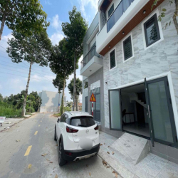 NHÀ PHÙ HỢP CHO VỢ CHỒNG TRẺ RA RIÊNG . NỘI THẤT ĐẸP LẮM