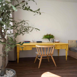 Cho Thuê Căn Hộ Ban Công Máy Giặt Riêng Gần Ngã Tư Hàng Xanh