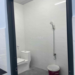 cho thuê Nhà mặt tiền đường quốc lộ 50 giá 15 triệu