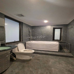 NHÀ MỚI  PHẠM VĂN ĐỒNG- XUÂN ĐỈNH –LÔ GÓC, 2 THOÁNG- Ô TÔ VÀO NHÀ