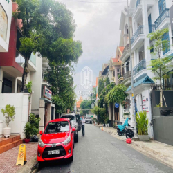 DT 8x17m - Nhà Mặt tiền Cù Lao, Quận Phú Nhuận - TRỆT LẦU, GIÁ RẺ