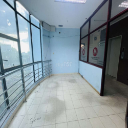 Văn phòng 15m2 giá 5tr tòa nhà Trường Sơn khu sân bay