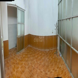 cho thuê nhà cấp 4 điện nước nhà dân