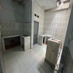 Nhà nguyên căn diện tích siêu rộng (80m2)