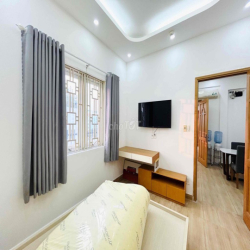 🍑CĂN HỘ 2PN GẦN CV TAO ĐÀN - FULL NỘI THẤT - KHU VỰC YÊN TĨNH, AN NINH