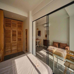 STUDIO TÁCH BẾP GẦN PHÚ MỸ HƯNG, CRESSENT MALL, NGUYỄN TẤT THÀNH