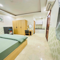 CĂN HỘ FULL NỘI THẤT XỊN XÒ NGAY NÚT GIAO TÂN SƠN - NHẬN XE ĐIỆN