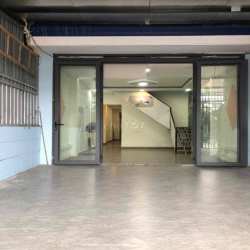 NHÀ RỘNG 4PN CÓ SÂN XE HƠI SÁT NGUYỄN OANH CHO THUÊ