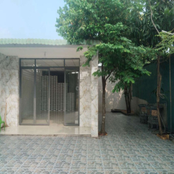 cho thuê nhà nguyên căn đường xe hơi XTT12, x.xuân thới thượng hóc môn