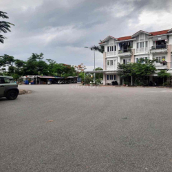 căn lô góc khu nhà ở hoàng huy L19