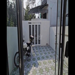 Cho thuê nhà nguyên căn mới.