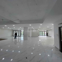 Cặp Nhà MTKD đường số 1 dt 12x20m, 3 tầng giá thuê 85tr/th TL