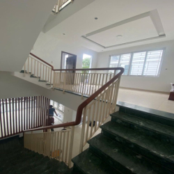 CHO THUÊ BIỆT THỰ KDC KHANG ĐIỀN, ĐỖ XUÂN HỢP Q9