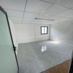 Nhà Mặt tiền An Dương Vương, 3 tầng mới sửa, 4m x 14m, 3PN, 3WC, lề 4m