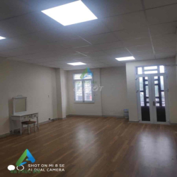 cho thuê đất mặt tiền đường chế lan viên