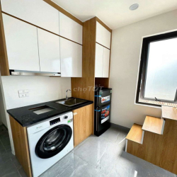 Siêu phẩm CCMN 25m2 Full đồ. máy giặt riêng tại Ngõ Thịnh Quang 