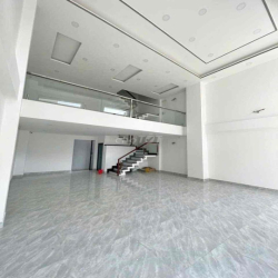 🔥🔥Cho Thuê Nhà Nguyên Căn Mặt Tiền 4PN, Trịnh Đình Trọng, Tân Phú