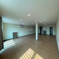 Cho thuê Bthự Lkề KĐT xuân phương thuận tiện vừa ở, văn phòng và kho