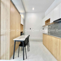 1 PHÒNG NGỦ BAN CÔNG NEW 100% GẦN BV TÂM ANH KHU SÂN BAY