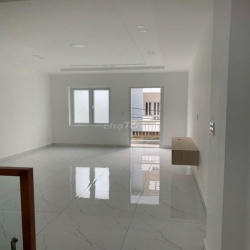 NHÀ HOT ! Cho thuê nhà 339D Lê Văn Sỹ, Q3. DTSD 350m2
