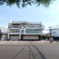 Cho thuê Căn góc 2 mặt tiền Kinh doanh khu Tên Lửa DT 10x20