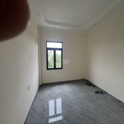 CHO THUÊ NHÀ TRỆT 2 LẦU PHƯỜNG DĨ AN NGAY GẦN NGÃ 3 CÂY ĐIỆP