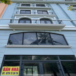 Cần bán nhà 7 tầng khu BIM- Bãi Trường -Phú Quốc