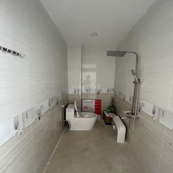 CHO THUÊ NHÀ TRỆT 2 LẦU PHƯỜNG DĨ AN NGAY GẦN NGÃ 3 CÂY ĐIỆP