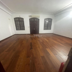 Nhà ngõ 61 phố Phạm Tuấn Tài - Diện tích 80m2 x 4 tầng mặt tiền 6m 