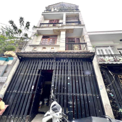 NHÀ 4PN - 10TR/THÁNG - ĐÃ SƠN MỚI SẠCH SẼ - VÀO Ở NGAY