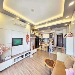 Cho thuê căn hộ chung cư Garden Gate 3pn 2wc 105m2 sát bên công viên