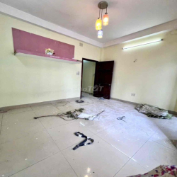 NHÀ 4PN - 10TR/THÁNG - ĐÃ SƠN MỚI SẠCH SẼ - VÀO Ở NGAY