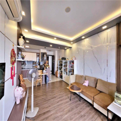 Cho thuê căn hộ chung cư Garden Gate 3pn 2wc 105m2 sát bên công viên