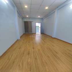 Cho thuê nhà hẻm Nguyễn Thị Minh Khai, Quận 1 - 3.5x20m - 24 triệu.