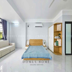 Cho Thuê Căn Hộ Penthouse Ban Công Siêu Rộng 50m2 Ngay Trung Tâm Q10
