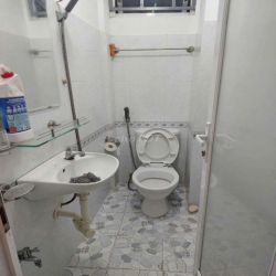 nhà 4 tầng, 3pn, 3wc, giá 8.5tr