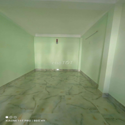 Nhà 1 Trệt 2 Lầu 3pn 3wc hẻm xe hơi HBC 12triệu