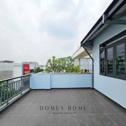 Cho Thuê Căn Hộ Penthouse Ban Công Siêu Rộng 50m2 Ngay Trung Tâm Q10