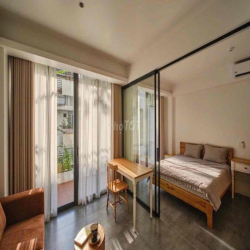 CHO THUÊ CHDV 1PN FNT CAO CẤP BANCON TO MG RIÊNG GẦN ĐH NTT, LUẬT Q1Q5